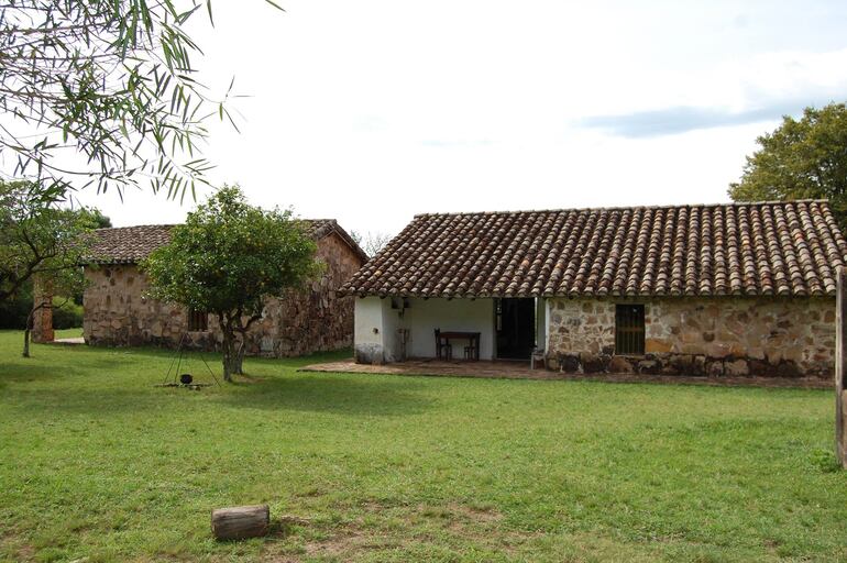 La Casa Oratorio Cabañas es un sitio donde se guarda la historia de Caapucú.