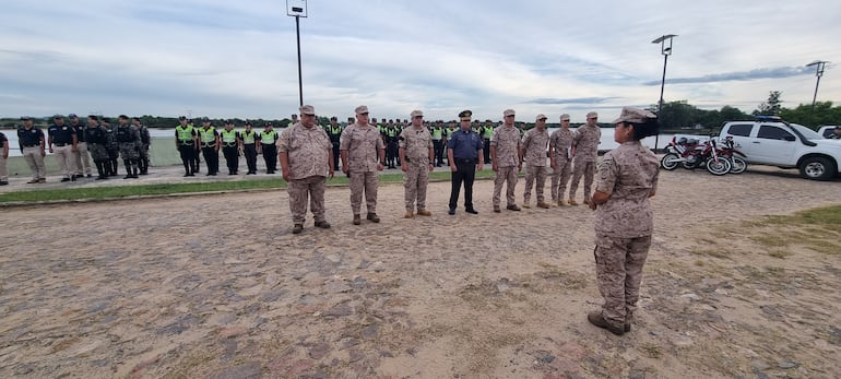 Inicia operativo verano 2026 para brindar seguridad a turistas quebingresan al departamento de Misiones.