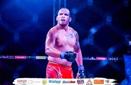 El paraguayo Cristian Ramón Torres Rosales (31/3/1992) triunfó por TKO en Aruba.