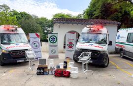 La Universidad "María Auxiliadora" equipa la primera ambulancia neonatal especializada del CAMIPS.
