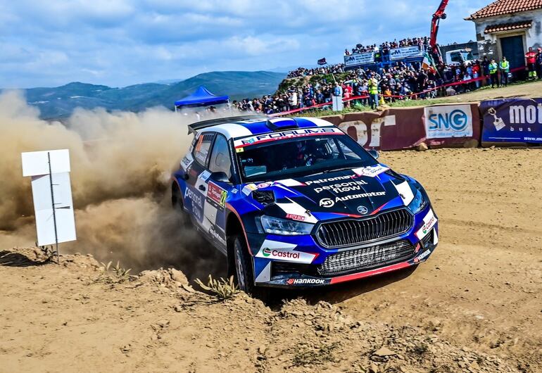 WRC: Fau Zaldívar cierra la primera jornada del Rally de Portugal