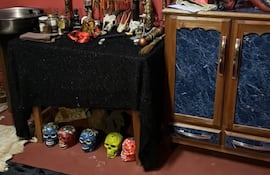 La vivienda del hombre fue allanada por la Fiscalía tras una denuncia.