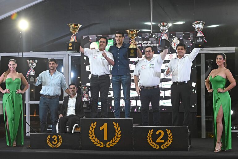 La F2 consagró como campeones a Bruno Llano y Ramiro Ayala (c), segundos Diego Cruz con Patricio Rivas y terceros Beto Ramírez junto con Juan Pablo Pernigotti.