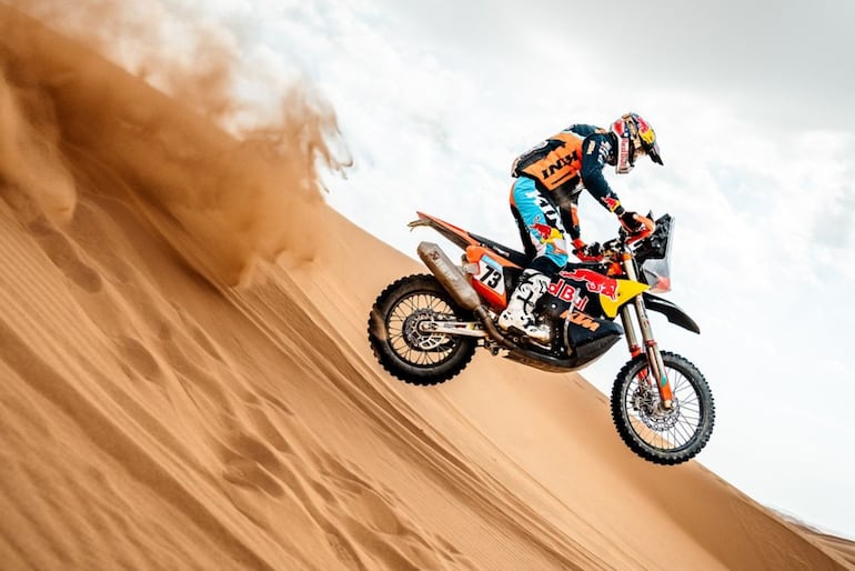 El español Édgar Canet afronta su segundo Dakar, el primero en RallyGP. Este año triunfó en Motos Rally2.