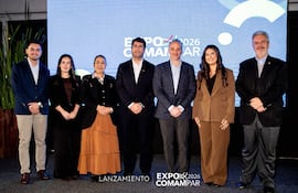 Matías Colmán, Silvia Giménez, Dominga Ávalos, Gustavo Cabriza, Miguel Tolces, Fátima Giménez y Enrique Duarte.