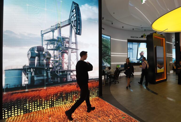 Exhibición de la producción energética en Rusia. (EFE)