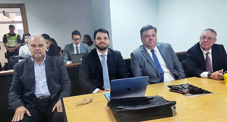 SEN: Fiscal pide condena de 10 años de cárcel para exministro Joaquín Roa