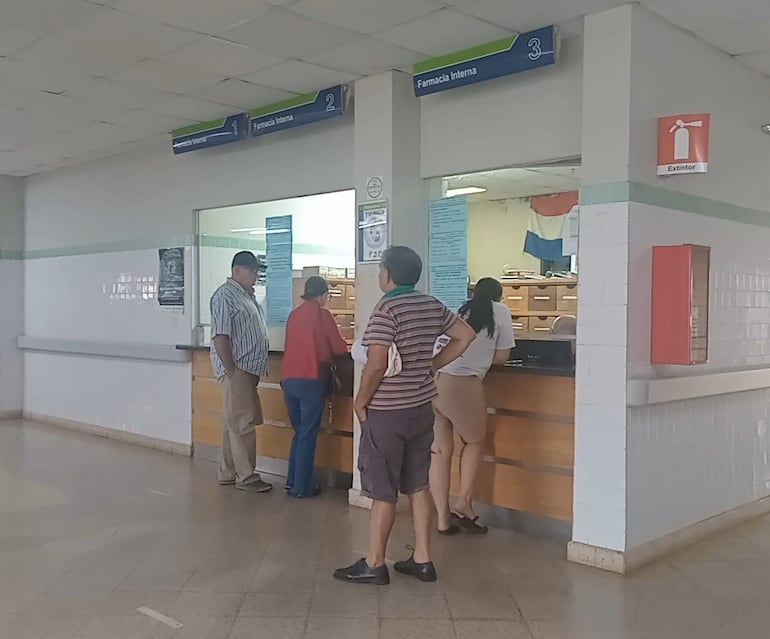 Sector de farmacia del Hospital de IPS de Pedro Juan Caballero.