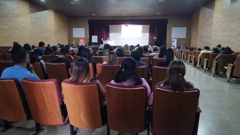 Villarrica reunirá a hasta 1.800 profesionales en Congreso Regional de Pediatría.