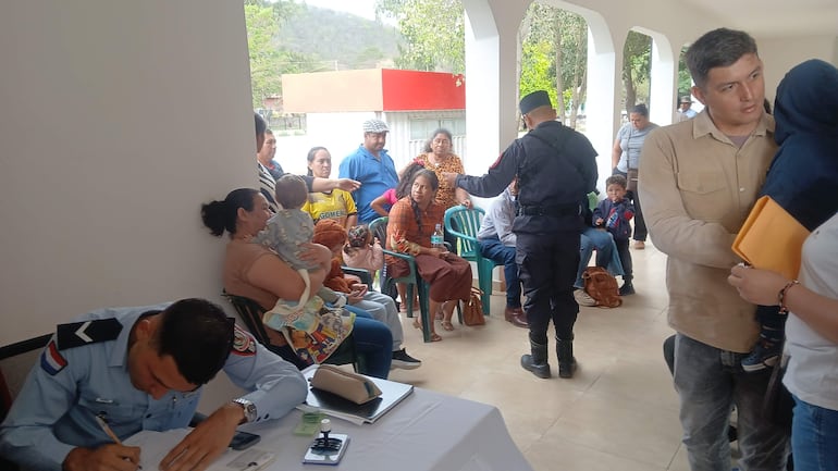 Jornada de cedulacion en Fuerte Olimpo
