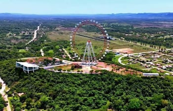 Clausuran el acceso de visitantes al Cerro Perõ por obras de instalación de una “Noria o Rueda de Chicago” en Paraguarí.