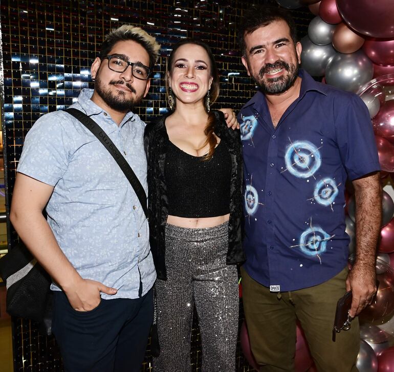 Mat Franco, Susy Panizza y Edgar Sanabria.