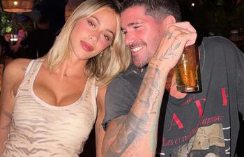 ¡Enamoradísimos! Tini Stoessel y Rodrigo De Paul.