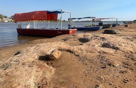 Las aguas del río Paraguay siguen descendiendo.