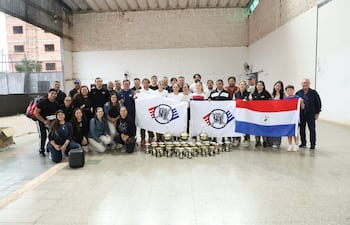 Atletas del CIT acapararon títulos del tenis y pádel en el torneo Interclubes, en Corrientes.