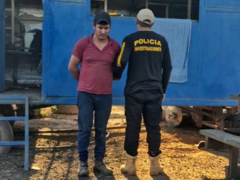 Ever Luis Ojeda Vera, peón que dijo haber enterrado el cuerpo del piloto.