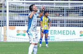 Guaireña derrotó 3-1 a Deportivo Capiatá por la fecha 5 de la División Intermedia 2026 en el estadio Parque del Guairá, en Villarrica, Paraguay.
