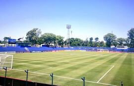 El estadio Luis Alfonso Giagni de Villa Elisa albergará el duelo entre Sol de América y Deportivo Capiatá.