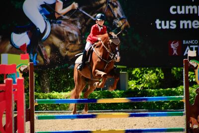 Agustín Chamorro, con Fantástico Buenaventura, ganó la Primera Etapa en Children B 1,00 metro.