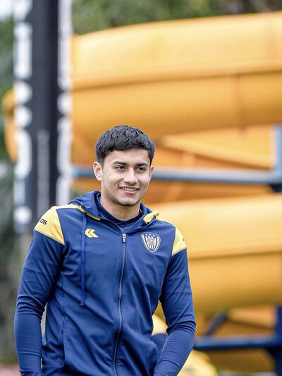 Víctor Sebastián Quintana (22 años), mediocampista del Sportivo Luqueño.