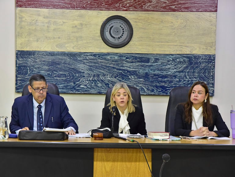 Juicio de Hernán Rivas en la sala 2 piso 2 torre norte del palacio de Justicia