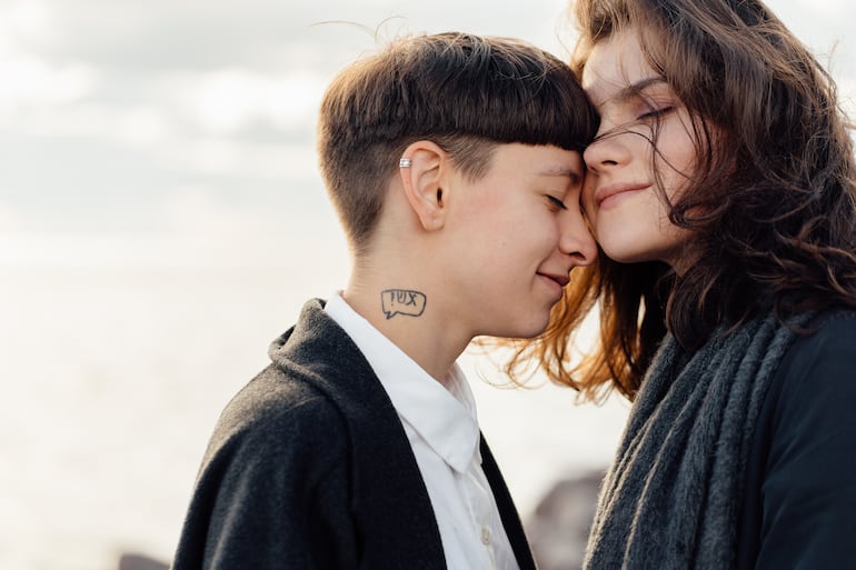 Concepto de pareja LGBT.