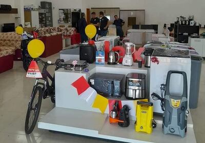 Agentes del Departamento de Investigaciones llegaron al local para iniciar las pesquisas.