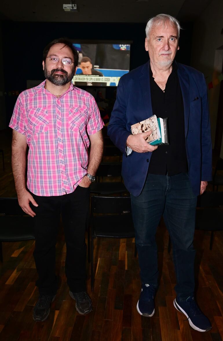 Pablo Cuevas y Juan Burgin.