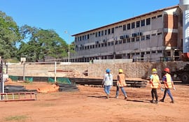 Las obras en el Colegio Nacional de la Capital (CNC) “Gral. Bernardino Caballero” tiene un 55% de avance.