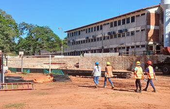 Las obras en el Colegio Nacional de la Capital (CNC) “Gral. Bernardino Caballero” tiene un 55% de avance.