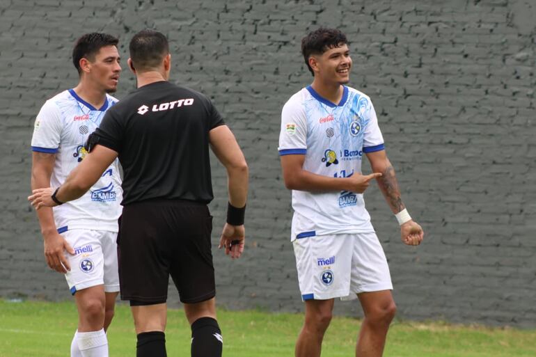 Gran victoria de Sol de América en la Chacarita