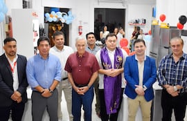 Inauguración de Tiendas Gonzalito, en la ciudad de Villarrica.