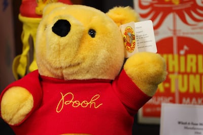 Peluche de Winnie the Pooh. El personaje infantil cumple 100 años.