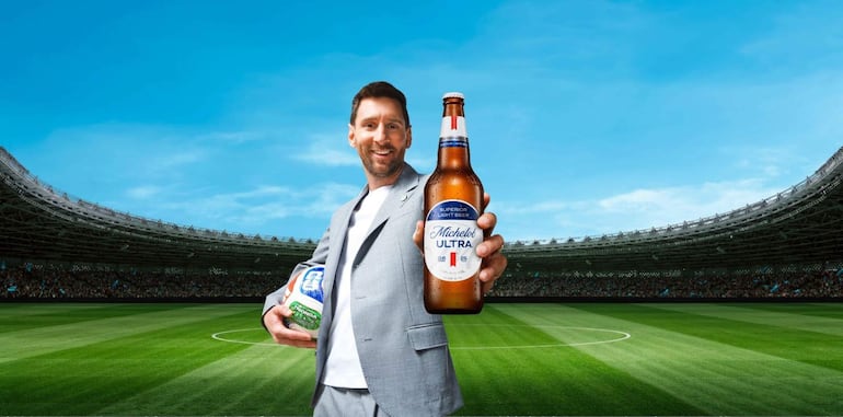 Con presencia global en plataformas deportivas como la Copa Mundial de la FIFA, Michelob Ultra vincula su identidad con el deporte, el movimiento y la vida social.