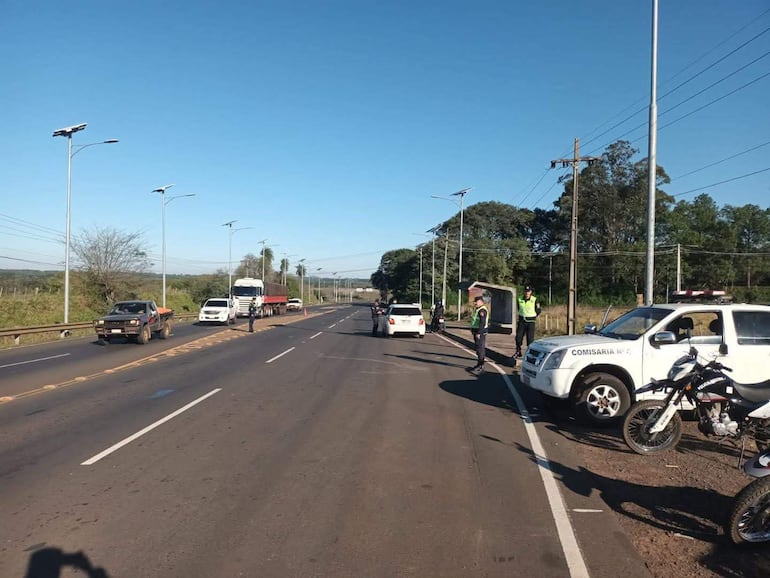 Policía intensifica operativos simultáneos en Guairá para blindar zonas urbanas y rurales ante hechos delictivos.