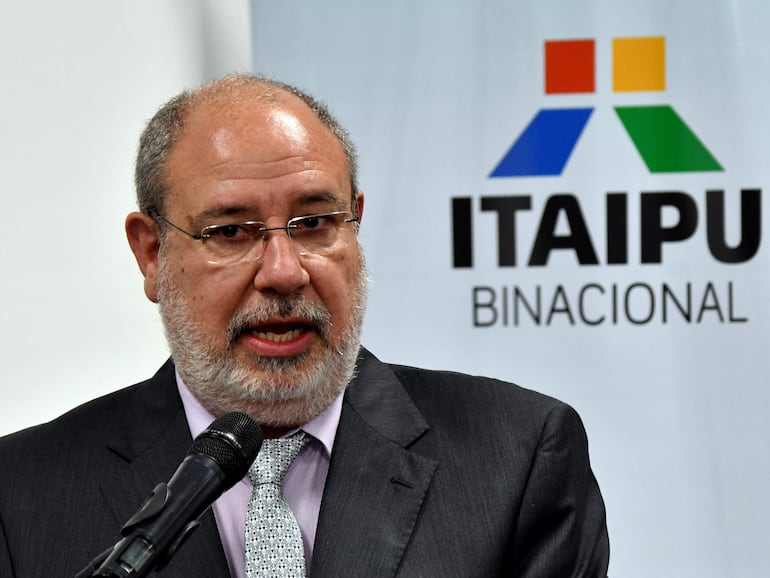 La Itaipú pretende pagar el triple por plantas de jardín en millonario contrato