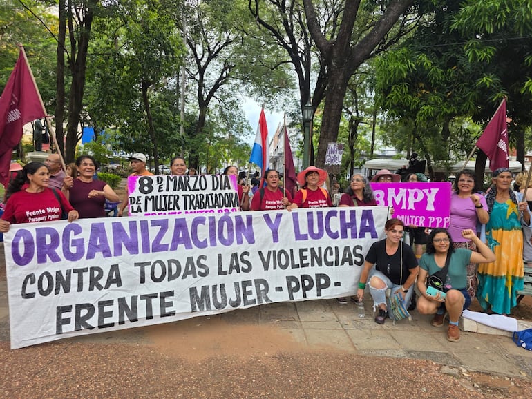 8M Día Internacional de la Mujer Asunción manifestación mujeres