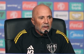 El entrenador argentino Jorge Luis Sampaoli Moya (65 años), dejó de ser entrenador de Atlético Mineiro de Belo Horizonte.