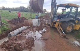 Trabajos preventivos buscan disminuir el impacto de las lluvias en las compañías de Santa Rosa, Misiones.