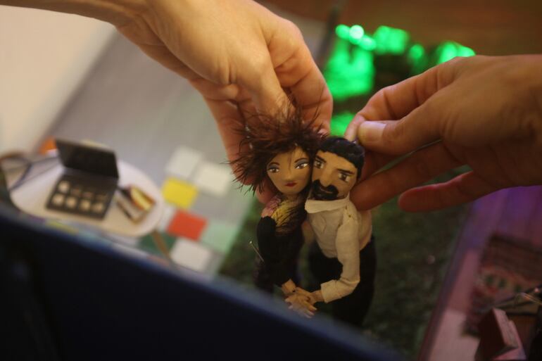 "Correspondencia" es una de las obras de Teatro en Miniatura.