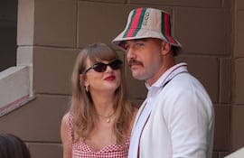 Taylor Swift y Travis Kelce.