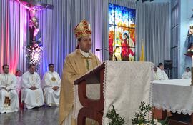 Su excelencia Monseñor Vincenzo Turturro,Nuncio Apostólico de su santidad el Papa Francisco, en la celebración a San Juan Bautista