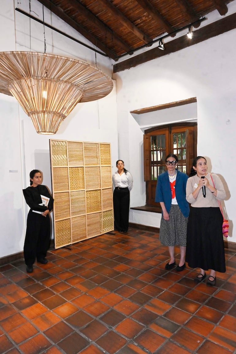 Exposición Artesanía + Diseño  en el Centro Cultural Manzana de la Rivera
