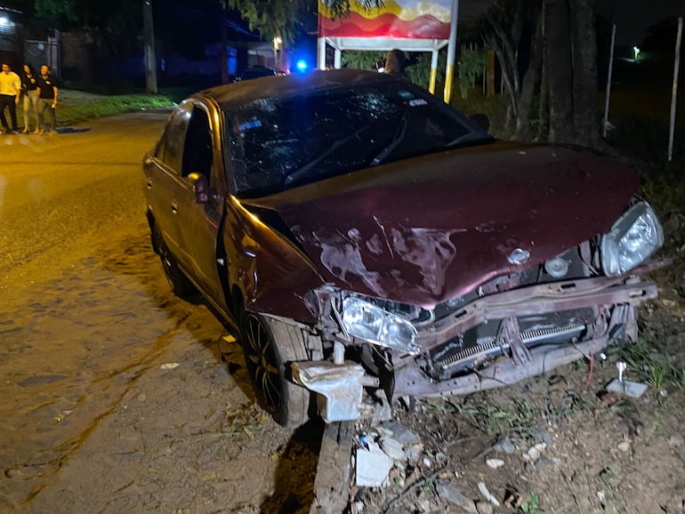 Una mujer herida tras choque frontal entre dos vehículos en Zeballos Cué