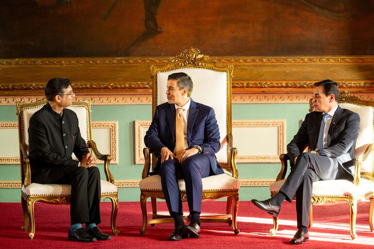 Piyush Singh, Embajador Extraordinario y Plenipotenciario de la República de la India