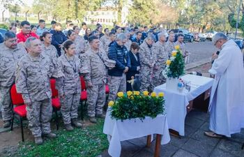 Policía celebra el día de Santa Rosa en Carmen del Paraná, en medio de gran despliegue en Itapúa