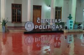 Escuela de Ciencias Políticas de la UNA.