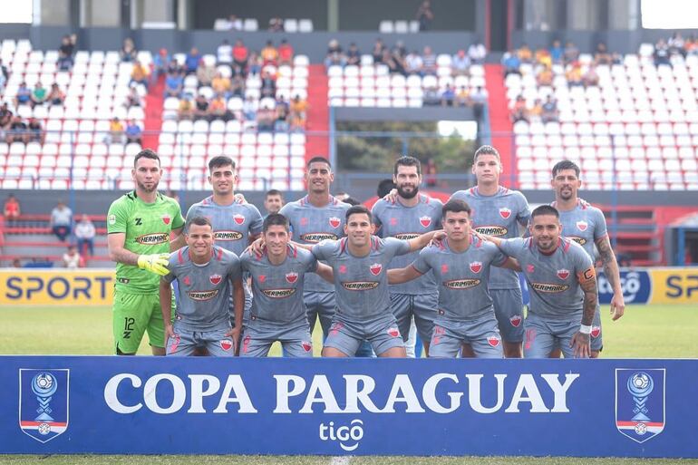 Fernando de la Mora logró la mayor goleada de la segunda fase, al vencer 7-2 a Sport Colombia.