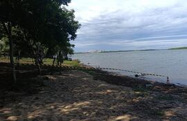 Tragedia en San Juan del Paraná: mujer se habría ahogado al intentar rescatar a su hija en el río Paraná