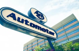 Automotor ofrece cobertura en Asunción, Ciudad del Este y Encarnación con servicios de mantenimiento y reparación.